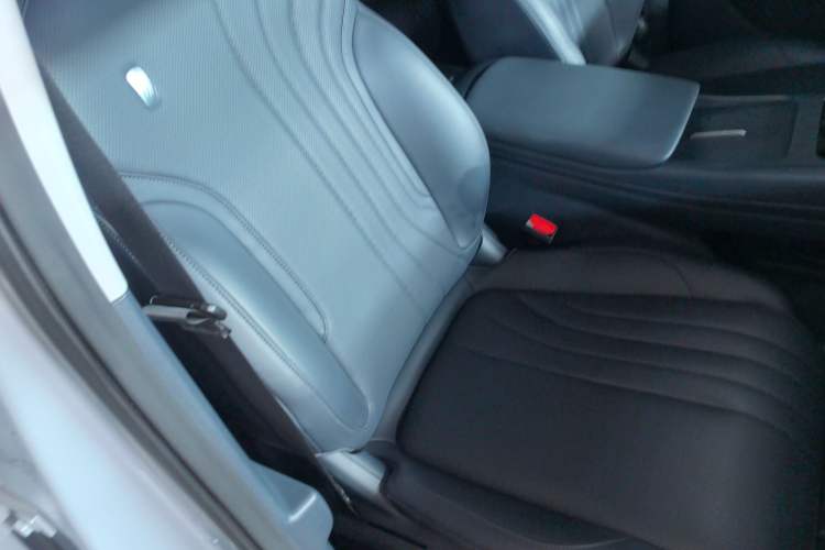 Used  E5 2024 530km Starship Edition
