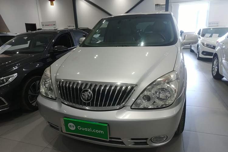 Used Buick GL8 2014 2.4L Comfort Edition
