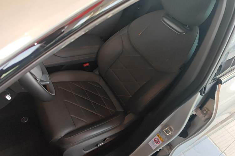 Used  S05 2024 510 Plus Pure Electric Version
