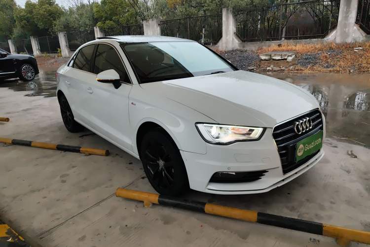 Used Audi A3 2015 Limousine 35 TFSI Millionth Anniversary Comfort Model