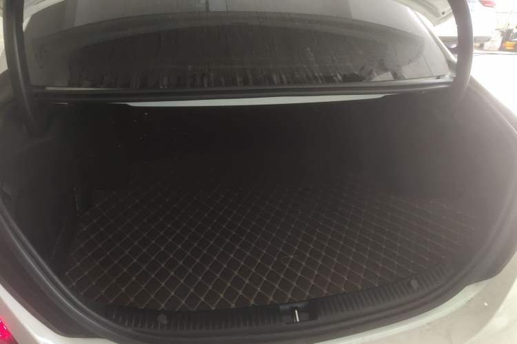 Used Mercedes-Benz C-Class 2017 C 200 L Sport Edition
