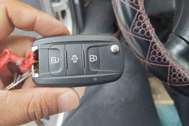 Used Wuling Zhiguang 2023 1.5L Practical Version 5/7 Seats
