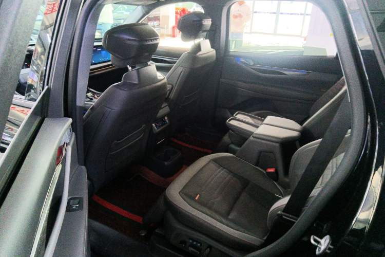 Used Ford Edge 2023 Edge L 2.0T EcoBoost E-Hybrid Four-Wheel Drive Seven-Seat Supreme Model