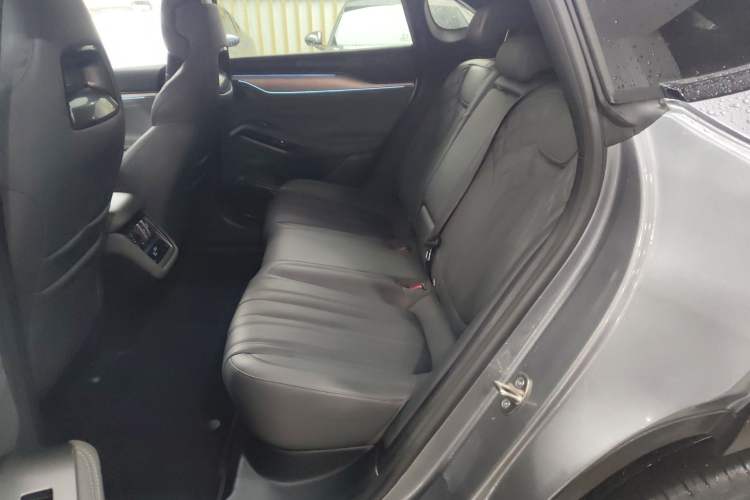 Used BYD Song L EV 2025 Intelligent Driving Version 662 km LiDAR Excellence Edition