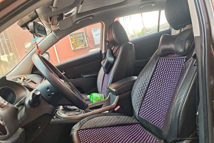 Used Kia Sportage R 2015 2.0L Automatic Two-Wheel Drive DLX Model
