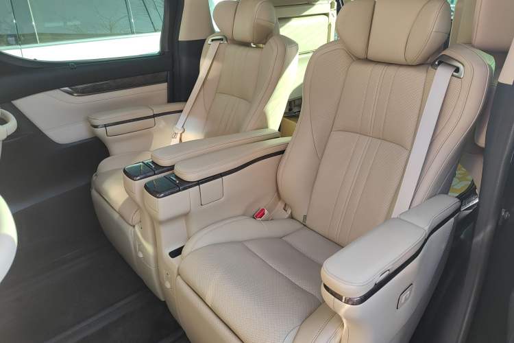 Used Toyota Vellfire 2021 Crown Dual-Engine 2.5L HV Supreme Edition