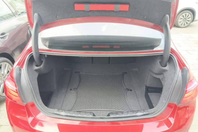 Used BMW 3 Series 2018 320Li Fashion Model
