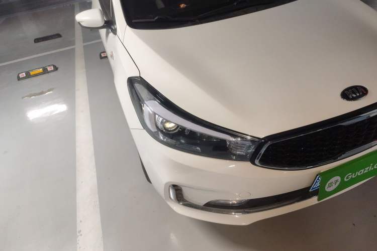 Used Kia K3 2016 1.6L Automatic with Sunroof
