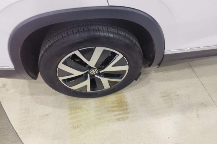 Used Volkswagen Tayron 2024 300TSI Two-Wheel-Drive Luxury Plus Advanced Version
