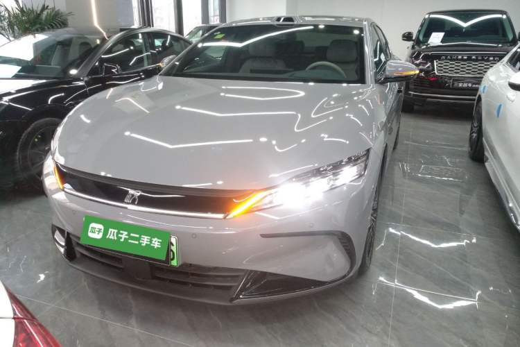 Used BYD Han 2025 DM-i Intelligent Driving Edition 125KM LiDAR Flagship Model
