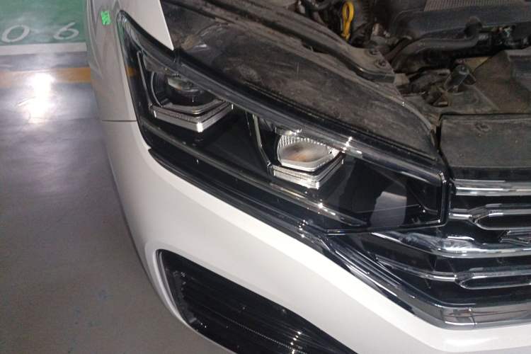 Used Volkswagen Tayron 2020 380TSI All-Wheel Drive R-Line Connected Version
