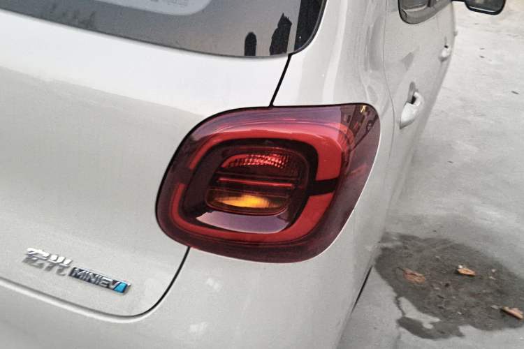 Used Wuling Hongguang MINIEV 2025 Four-Door Version Advanced Edition
