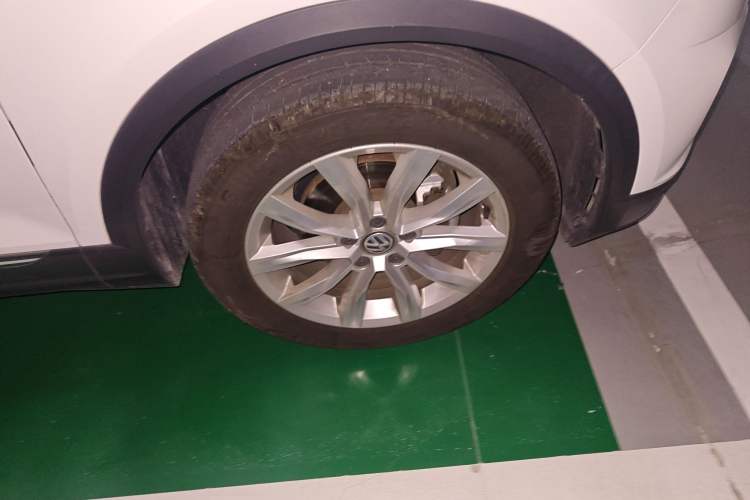 Used Volkswagen T-ROC 2018 230TSI DSG Two-Wheel Drive Advanced Version China V Standard