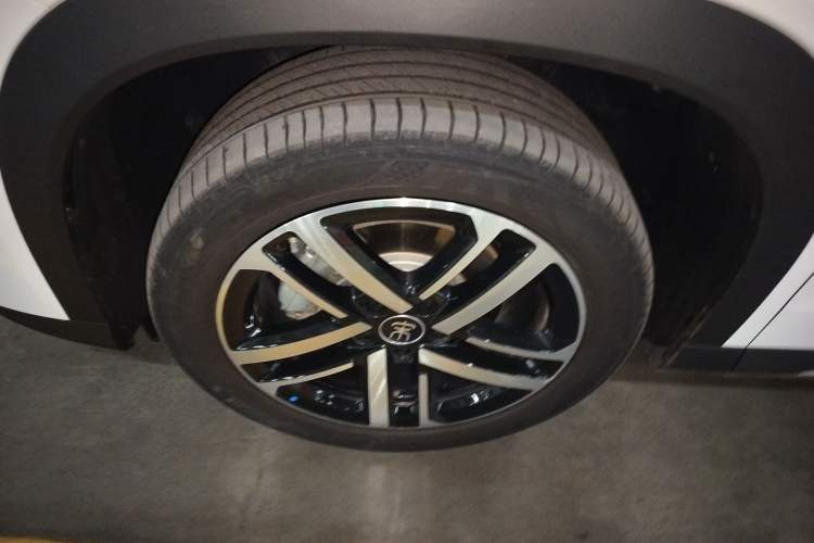 Used BYD Song L DM-i 2024 112 km Beyond Edition
