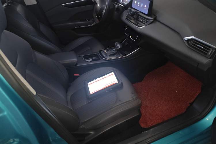 Used Dongfeng Aeolus Yixuan 2020 230T Automatic Dazzle Track Edition