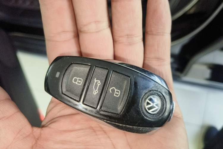 Used Volkswagen Touareg 2011 3.0 TSI Standard Version