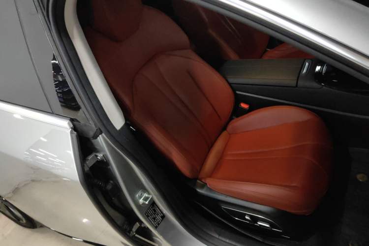 Used XPeng P7 2022 670E+
