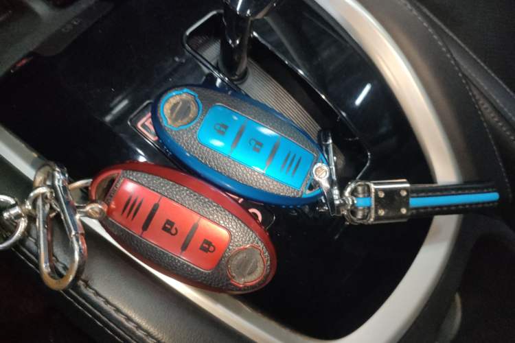 Used Nissan X-Trail 2019 2.0L CVT 7-Seater Comfort Version 2WD