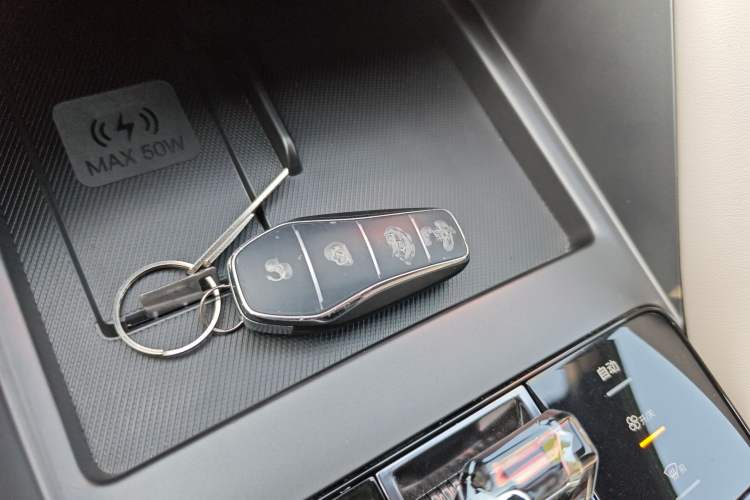 Used BYD Song PLUS New Energy 2025 DM-i Smart Drive 112KM Prestige Model
