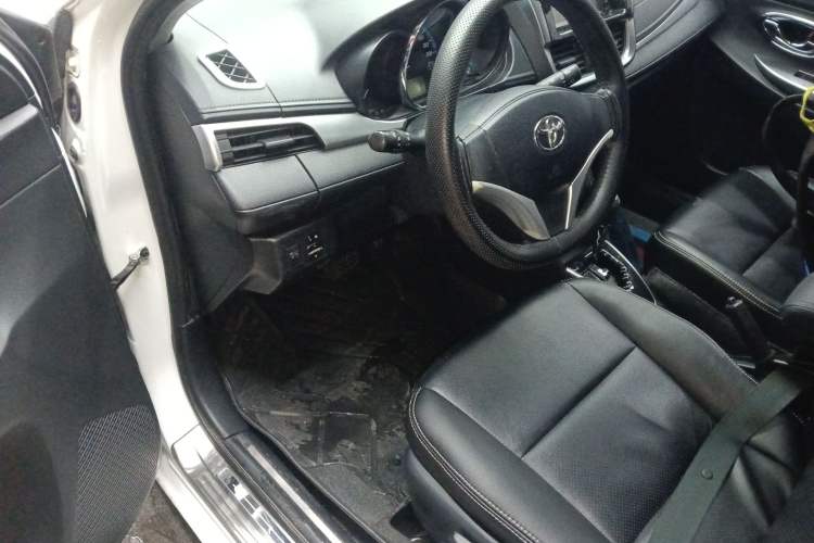 Used Toyota YARiS L 2019 1.5E CVT Dynamic Edition China VI compliant
