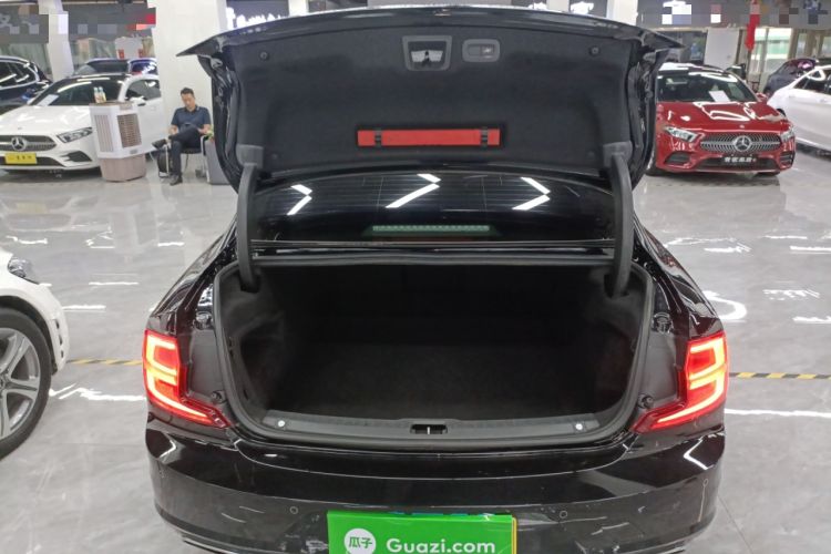 Used Volvo S90 2018 T4 Zhiyuan Edition
