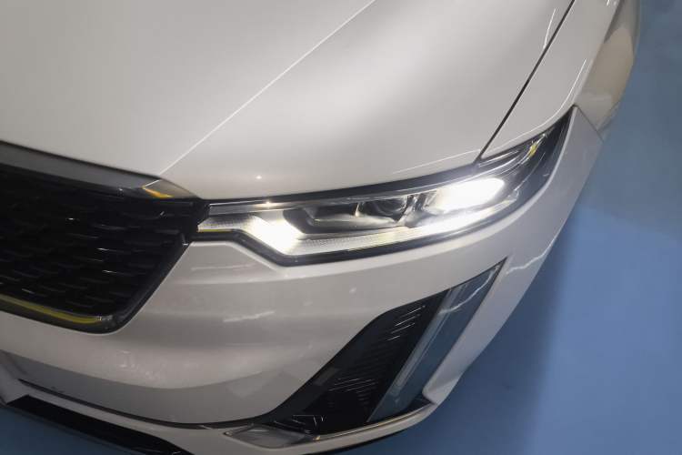 Used Cadillac XT6 2022 2.0T Six-Seater Four-Wheel Drive Luxury Version