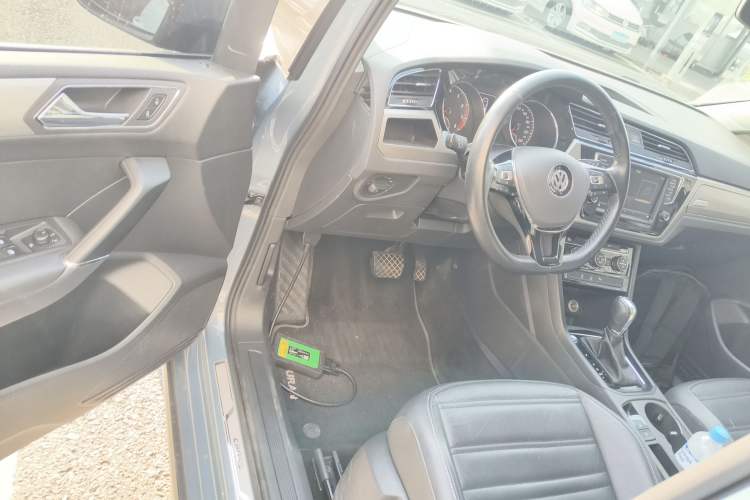 Used Volkswagen Touran 2018 Volkswagen Touran L 280TSI DSG Boundary Edition 7 Seats China VI Standard