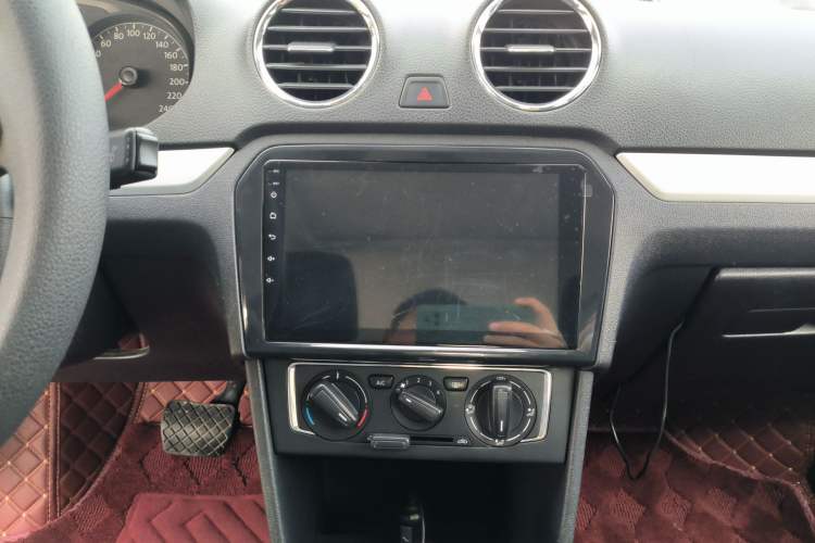 Used Volkswagen Jetta 2015 Value Edition 1.6L Automatic Comfort Version
