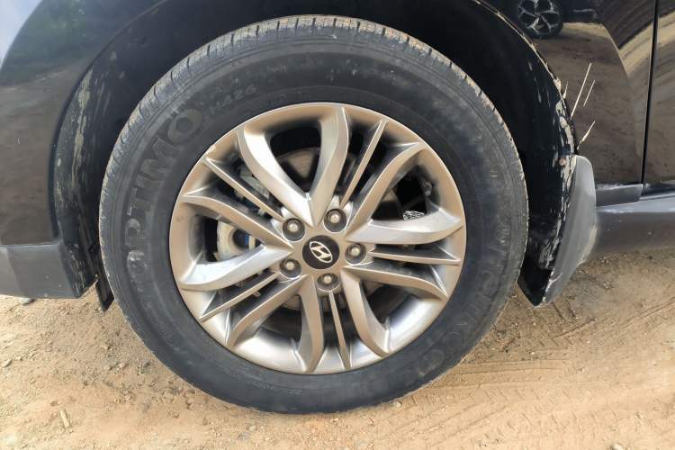 Used Hyundai ix35 2015 2.0L Automatic 2WD Smart Type China IV
