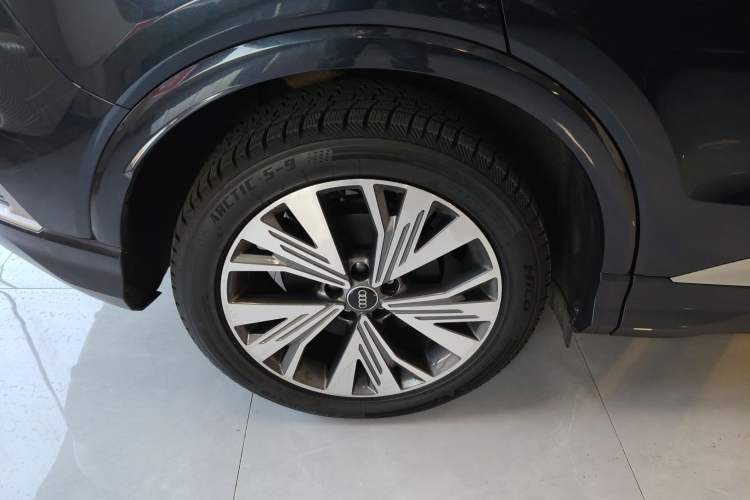 Used Audi Q4 e-tron 2024 40 e-tron Adventure Edition
