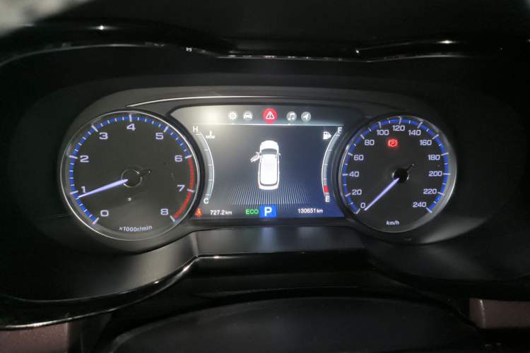 Used GAC Trumpchi GS8 2017 320T Two-Wheel Drive Luxury Smart Connectivity Version (7 Seats)
