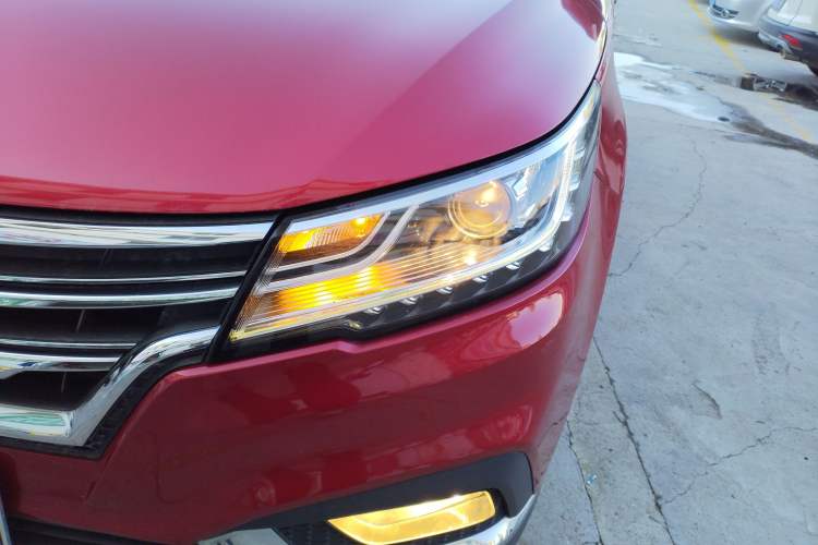 Used Roewe RX3 2018 1.6L CVT Internet Smart Edition
