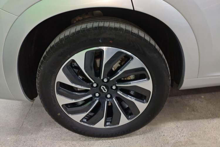 Used Hima AITO M7 2024 1.5T Intelligent Driving 4WD Max Edition 5 Seats