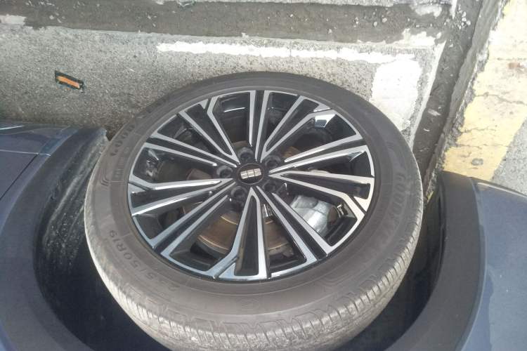 Used  Galaxy Xingjian 7 EM-i 2025 120km Flagship Edition
