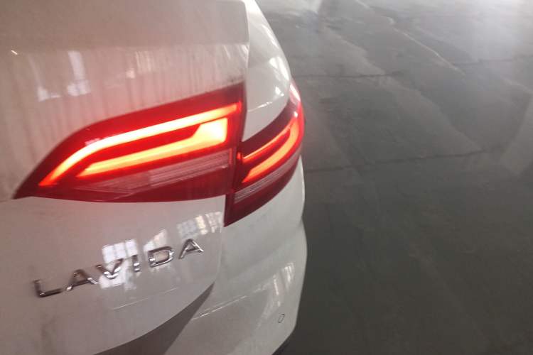 Used Volkswagen Lavida 2024 1.5L Automatic DeYi Edition
