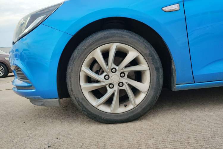 Used Buick Verano 2016 Hatchback 15S Automatic Leading Model
