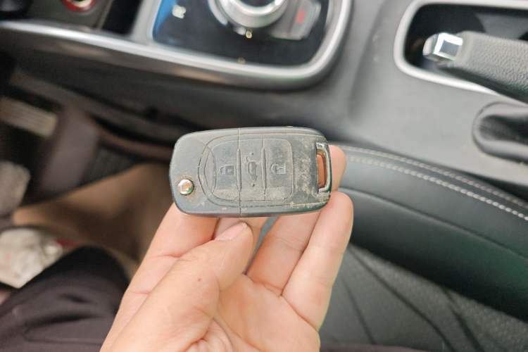 Used Baojun 510 2017 1.5L Automatic Fashion Model