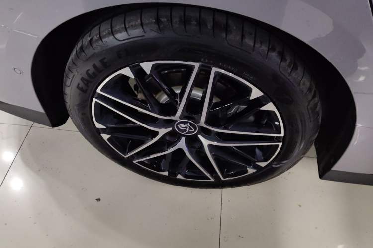 Used BYD Han 2025 EV Intelligent Driving Edition 605KM Prestige Model