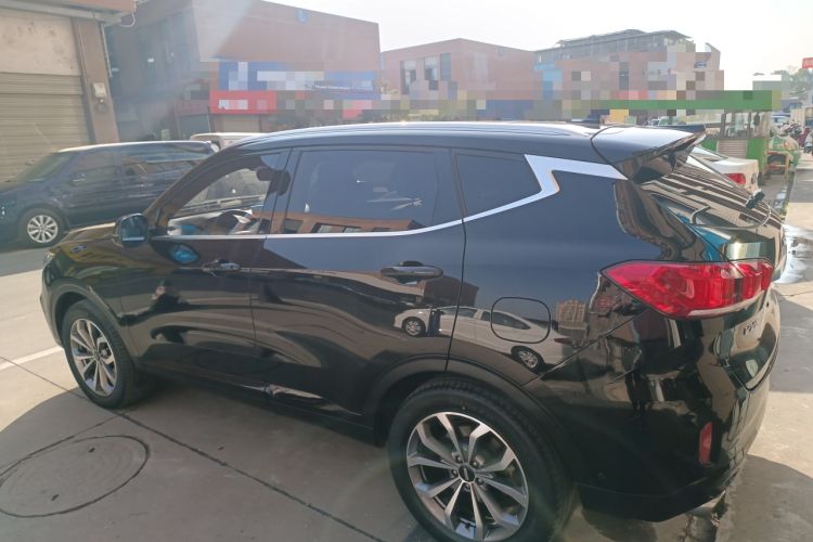 Used Wey VV6 2018 2.0T Two-Wheel Drive Flagship Version China V Standard
