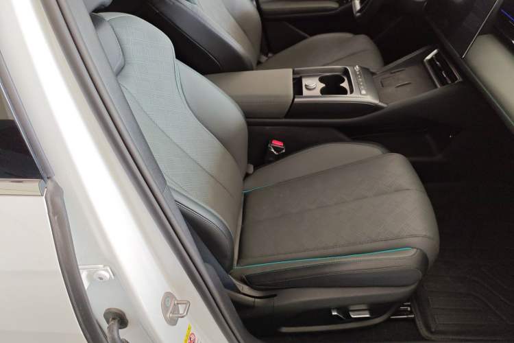 Used BYD Qin L 2025 EV 545KM Cloud Suspension Edition
