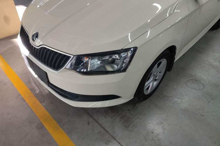 Used Skoda Fabia 2015 1.4L Automatic Front-Drive Model