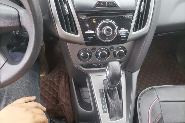 Used Ford Focus 2012 Hatchback 1.6L Automatic Comfort Model
