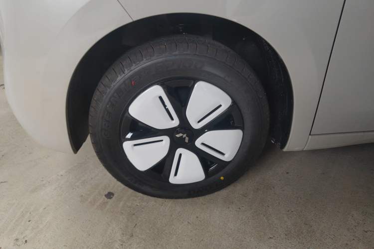 Used Wuling Hongguang MINIEV 2025 Four-Door Version Premium Edition
