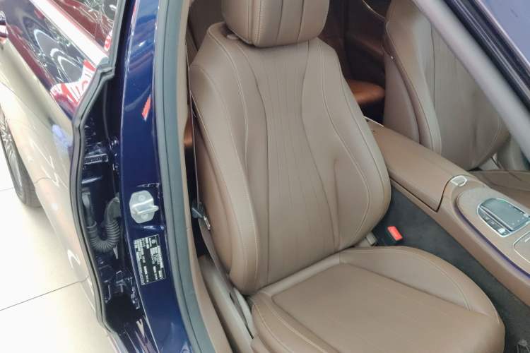 Used Mercedes-Benz E-Class 2019 Restyled E 300 L Luxury Edition
