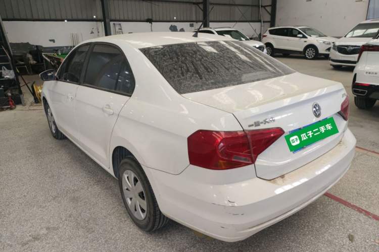 Used Volkswagen Jetta 2017 1.5L Manual Fashion Edition