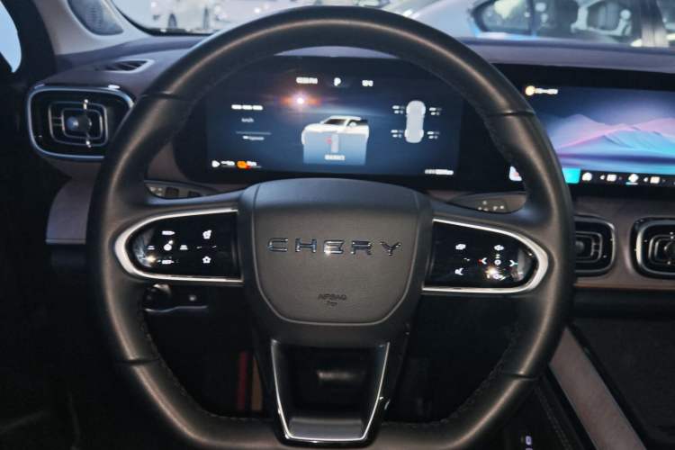 Used Chery Tiggo 9 C-DM 2025 1.5T 106KM Ultra-Comfort Edition 5 Seats Lithium-NMC
