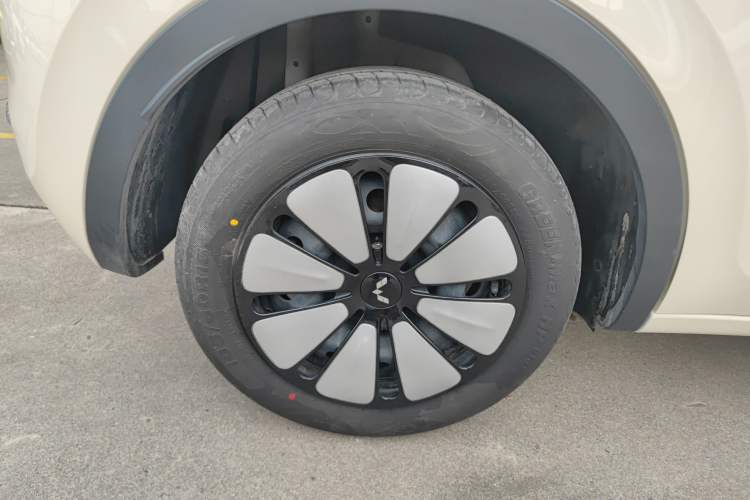 Used Wuling Bingo 2025 333 km Lingxi Deluxe Edition
