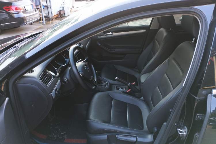 Used Volkswagen Sagitar 2018 1.6L Automatic Comfort Model
