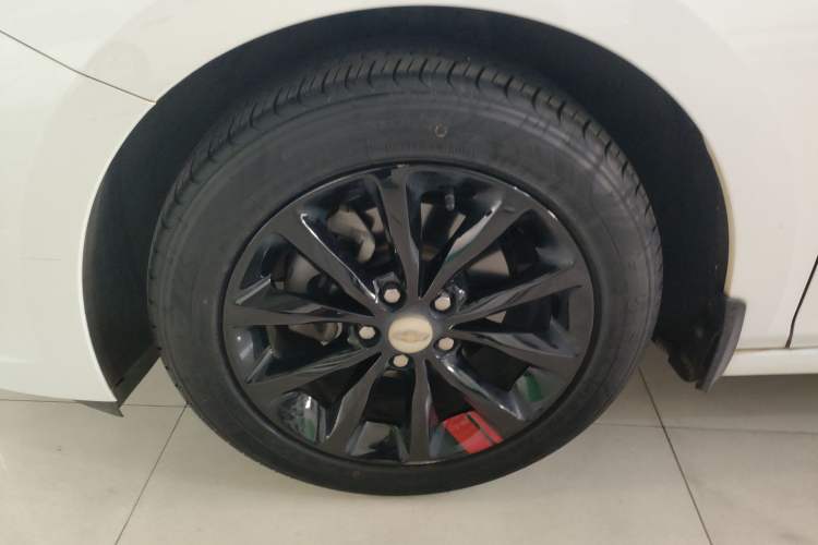 Used Chevrolet Cruze 2018 Redline 320 Automatic Pioneer Edition