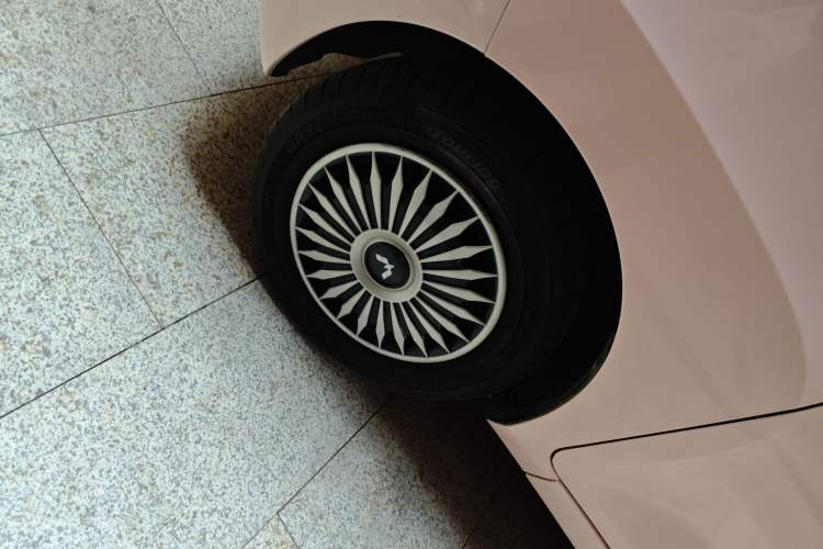 Used Wuling Hongguang MINIEV 2021 Macaron Fashion Model Lithium Iron Phosphate